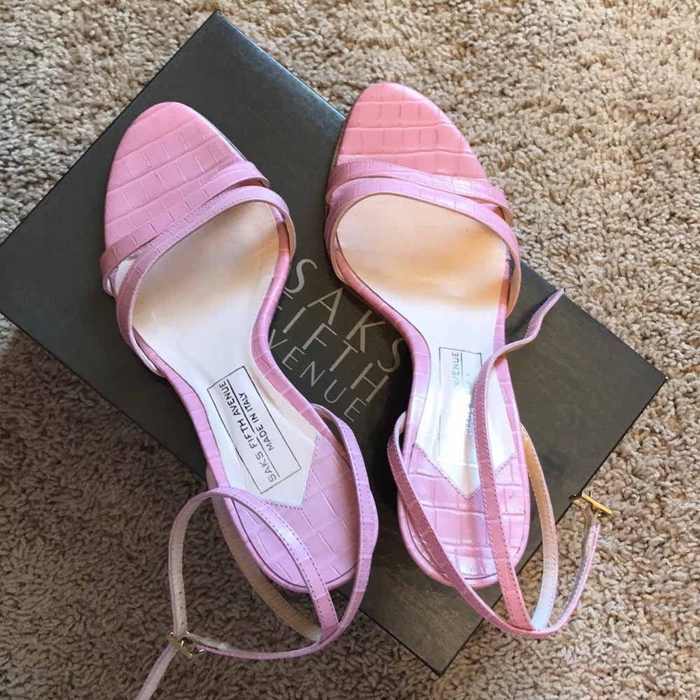 Saks Fifth Avenue. Pink leather embossed sandals